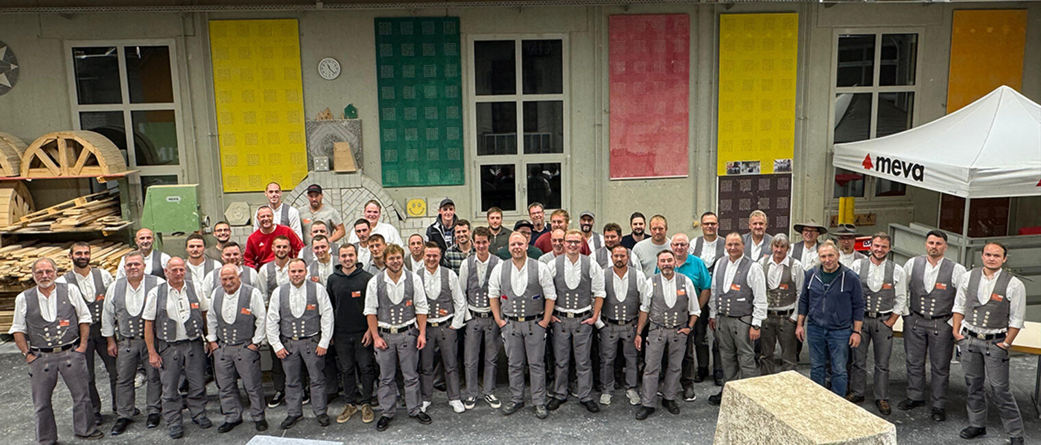 Gruppenfoto vom Maurertreff 2025 in der Bildungsakademie Rottweil.