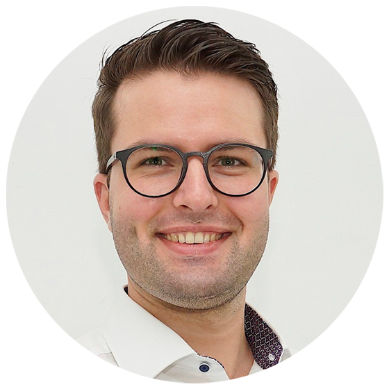 Portrait von Feinwerkmechanikermeister Raphael Bürgi.