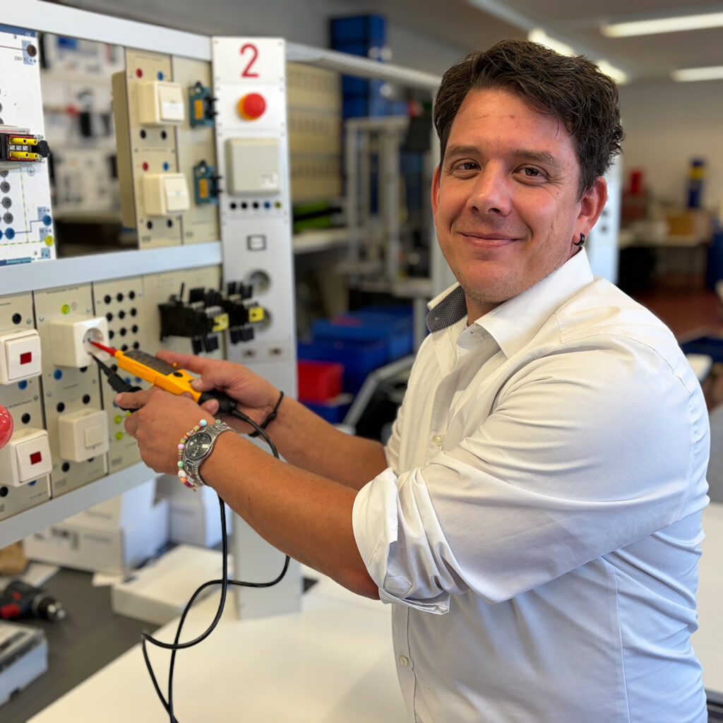 Daniel Schaller, Elektro-Lehrmeister in der Bildungsakademie Singen.